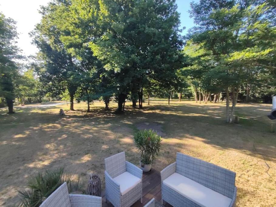 Tiny House Chez Caroline Villa Gaillan-en-Médoc Exterior foto